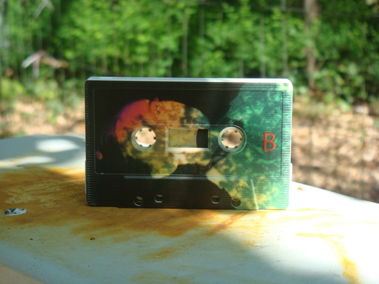 http://frissonscassettes.com/files/gimgs/th-32_FRAGILE cassette 14-10.jpg