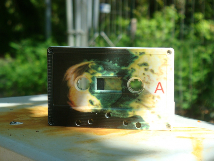 http://frissonscassettes.com/files/gimgs/th-32_FRAGILE cassette 14-12.jpg